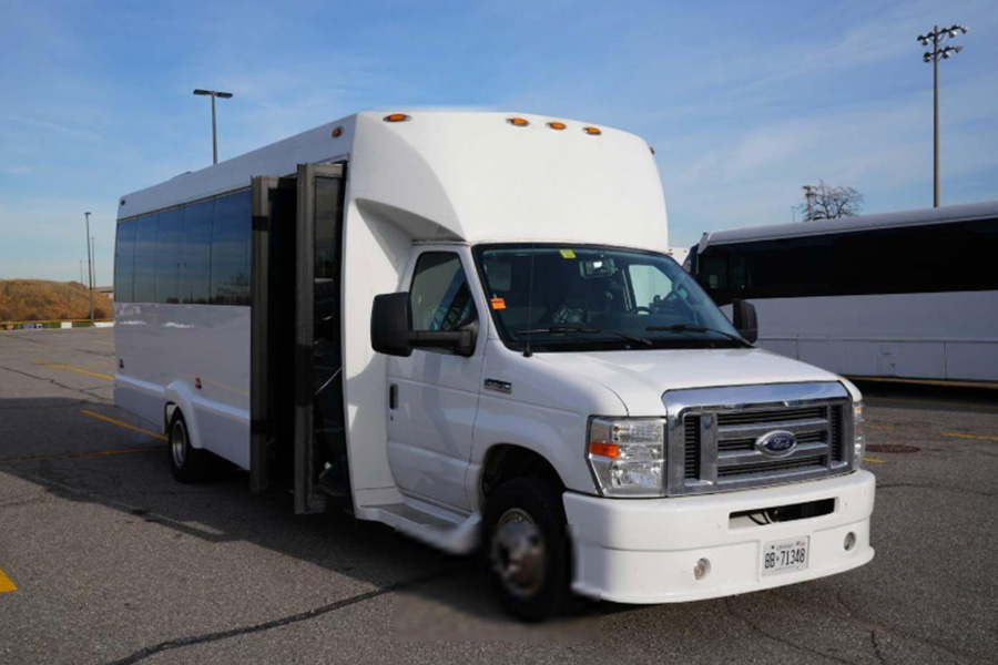 How Much Does a Party Bus Cost in Toronto?