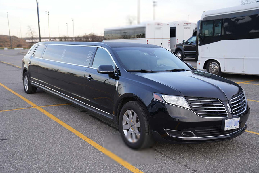 How Much Does a Wedding Limo Cost in Toronto?